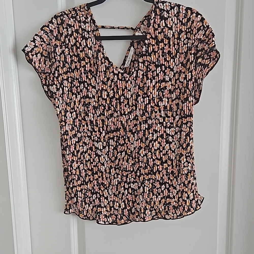 Pink ,orange, whit floral Print V-Neck Cap Sleeve Blouse